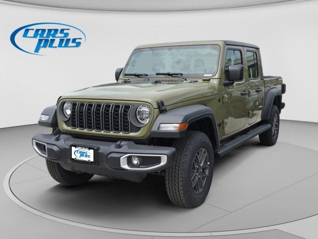 2026 Jeep Gladiator Sport in 41 Exterior Paint — front three-quarter view