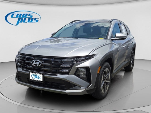 2026 Hyundai Tucson SEL Premium in Shimmering Silver — front three-quarter view