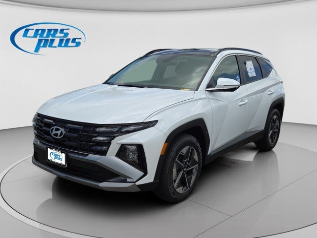 2026 Hyundai Tucson SEL Premium in Creamy White Pearl — front three-quarter view